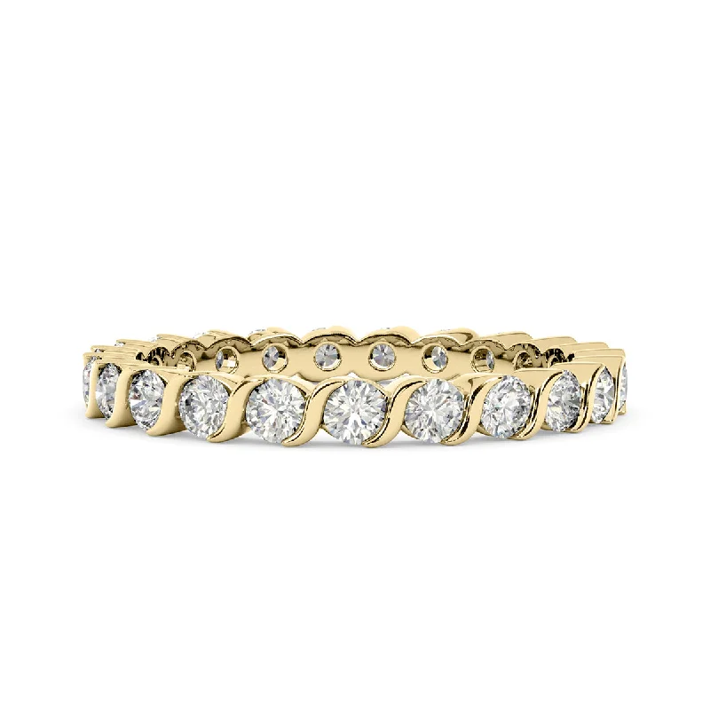 Pear - Shaped Women's Diamond Rings in Yellow Gold with a Single - Diamond Pendant LookDiamond Eternity Ring