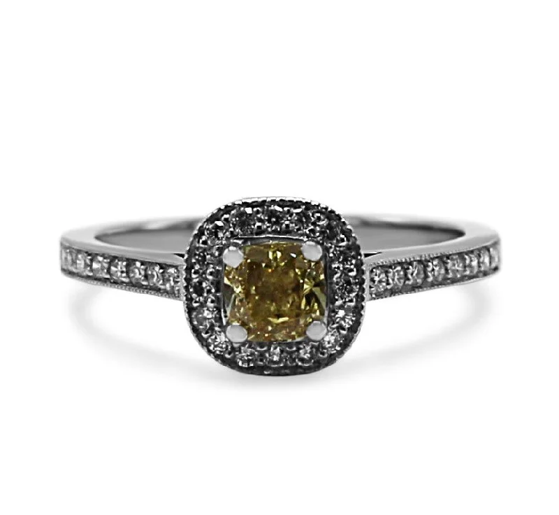 Marquise - Cut Women's Diamond Rings in Palladium for a Unique and Elongated ShapeGIA Certificated Fancy Intense Yellow Diamond Ring 0.50cts