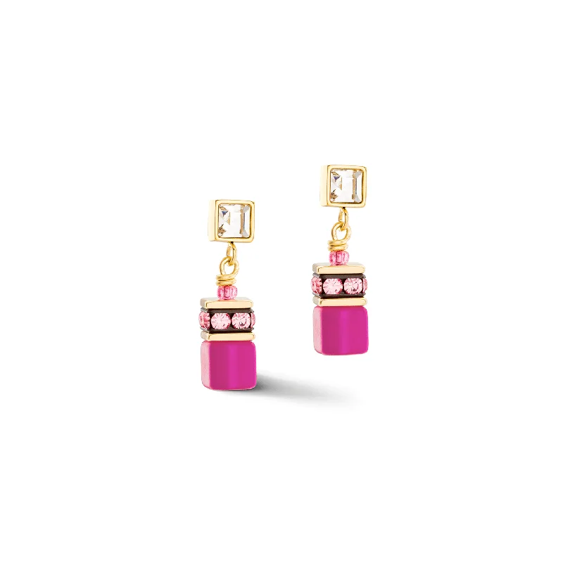 Leather - Inlaid Stud Earrings in Brown for a Rustic and Unique DesignCoeur De Lion GeoCUBE® Iconic Gold Magenta Chain Earrings