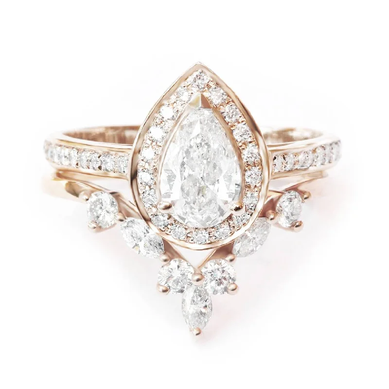 Pear - Shaped Women's Diamond Rings in Yellow Gold with a Single - Diamond Pendant LookPear Diamond Ring With One Matching Sideband, Wedding Two Rings Set  "Nia" & "Hermes"  ♥