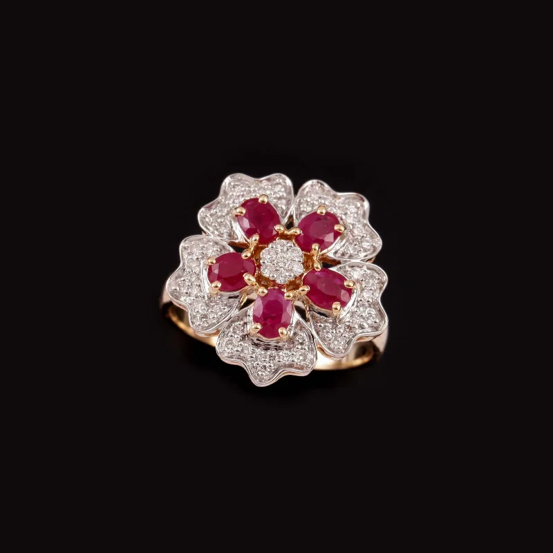 Cluster - Style Women's Diamond Rings with Multiple Small Diamonds Arranged in a Stunning Pattern18K YG Cluster Diamond, Ruby Ring-1pc