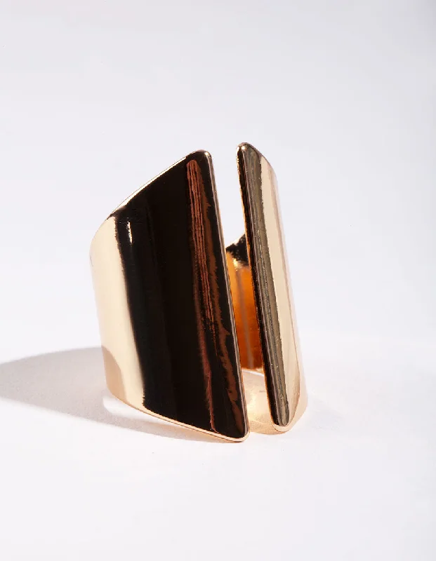 Magnetic Fashion Rings in Stainless Steel with a Modern, Interlocking DesignGold Open Shield Ring