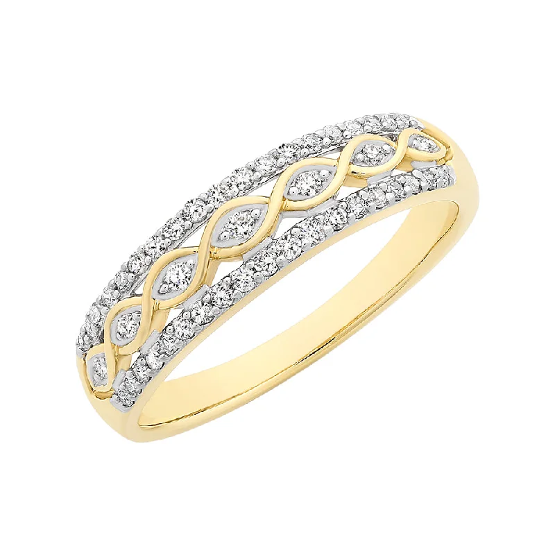 Cushion - Cut Women's Diamond Rings in Platinum with a Soft and Romantic Appearance9ct Yellow Gold Diamond Ring