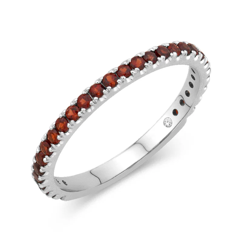 Textured Fashion Rings in Pewter with Hammered and Embossed Surfaces14K White Gold 0.56cttw. Garnet Stackable Birthstone Ring - January