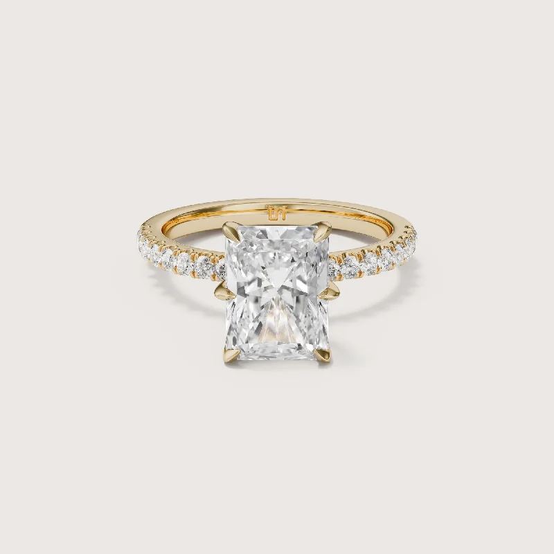 Marquise - cut diamond engagement ring with a split - shank band in platinumIcon Radiant Solitaire - 6 Claw - Diamond Band