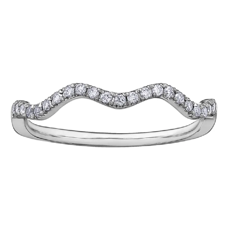 Princess - Cut Women's Diamond Rings in White Gold with a High - Clarity Diamond for a Modern LookDiamond Wave Band