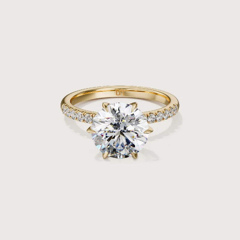 Round - cut diamond engagement ring with a twisted band design in 14K white goldIcon Round Solitaire - 6 Claw - Diamond Band