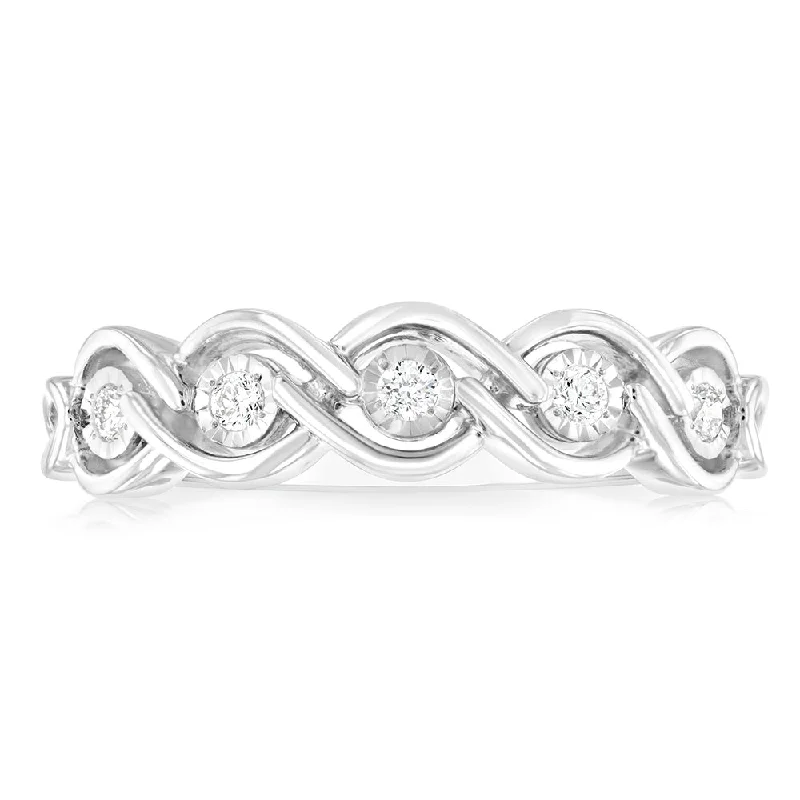 Princess - Cut Women's Diamond Rings in White Gold with a High - Clarity Diamond for a Modern LookLuminesce Lab Grown Sterling Silver in 5 Diamonds Ring