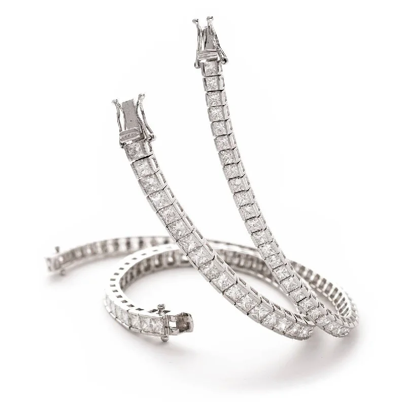 Vintage - Inspired Bangle Bracelets with Filigree and Rhinestone AccentsPrincess Cut Diamond Line Tennis Bracelet in Semi Bezel Setting.