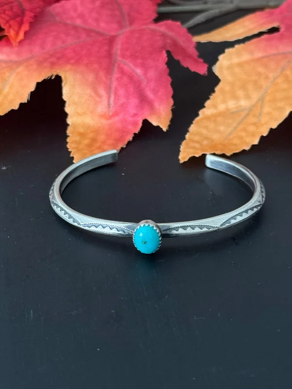 Large - Sized Women's Leather Cuff Bracelets with Studded Details for a Punk - Rock VibeNavajo Made Kingman Turquoise & Sterling Silver Cuff Bracelet