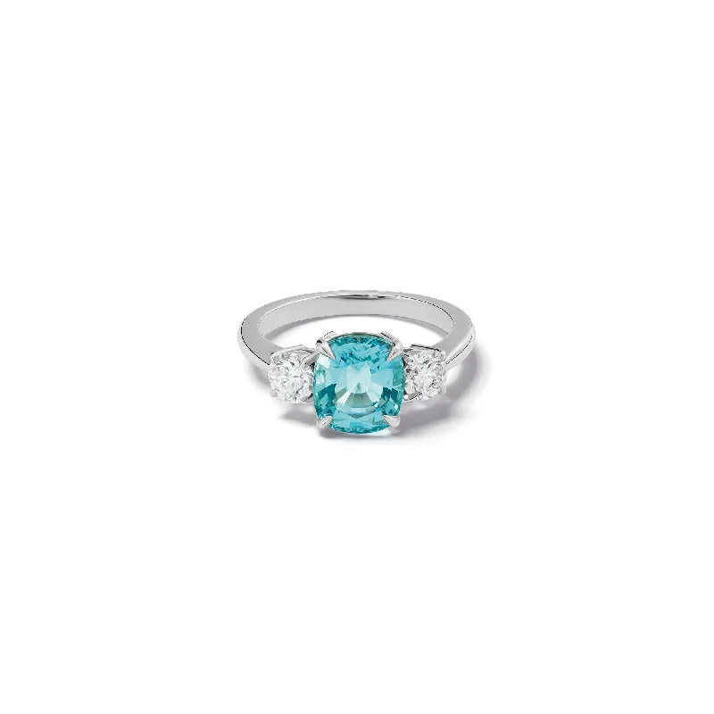 Cluster Engagement Rings with Multiple Small Diamonds Arranged in a Stunning DesignDelilah Engagement Ring 18ct White Gold - Aquamarine & Diamond