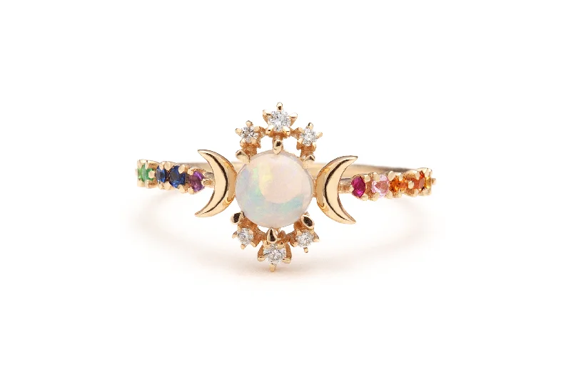 Pear - Shaped Engagement Rings in Yellow Gold with a Diamond - Encrusted BandRainbow Wandering Star Ring