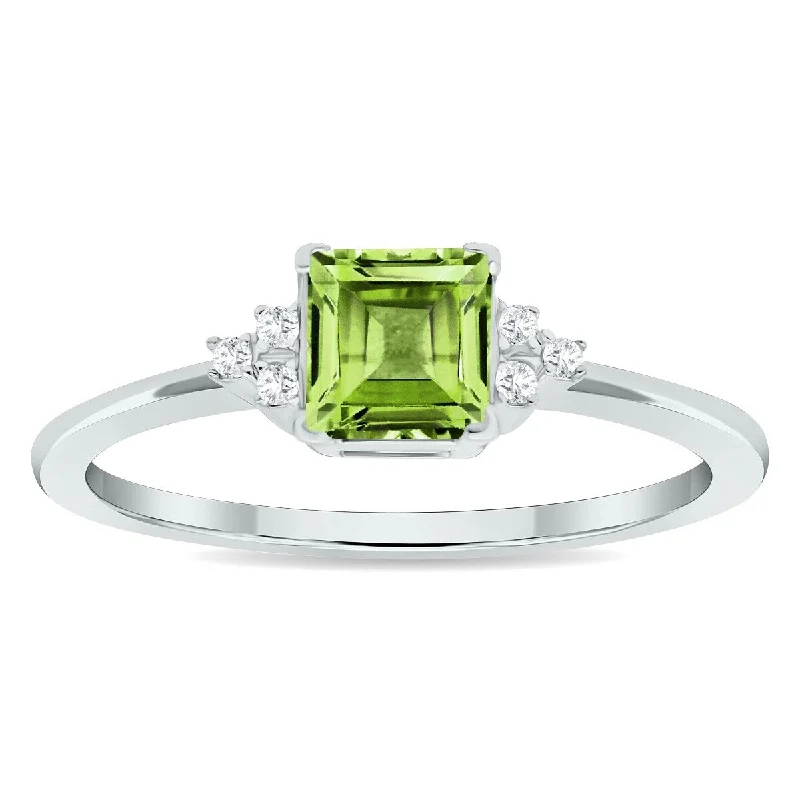 Alexandrite Gemstone Rings in Platinum with a Hidden Halo for a Rare and Luxurious PieceWomen's Princess Cut Peridot and Diamond Half Moon Ring in 10K White Gold