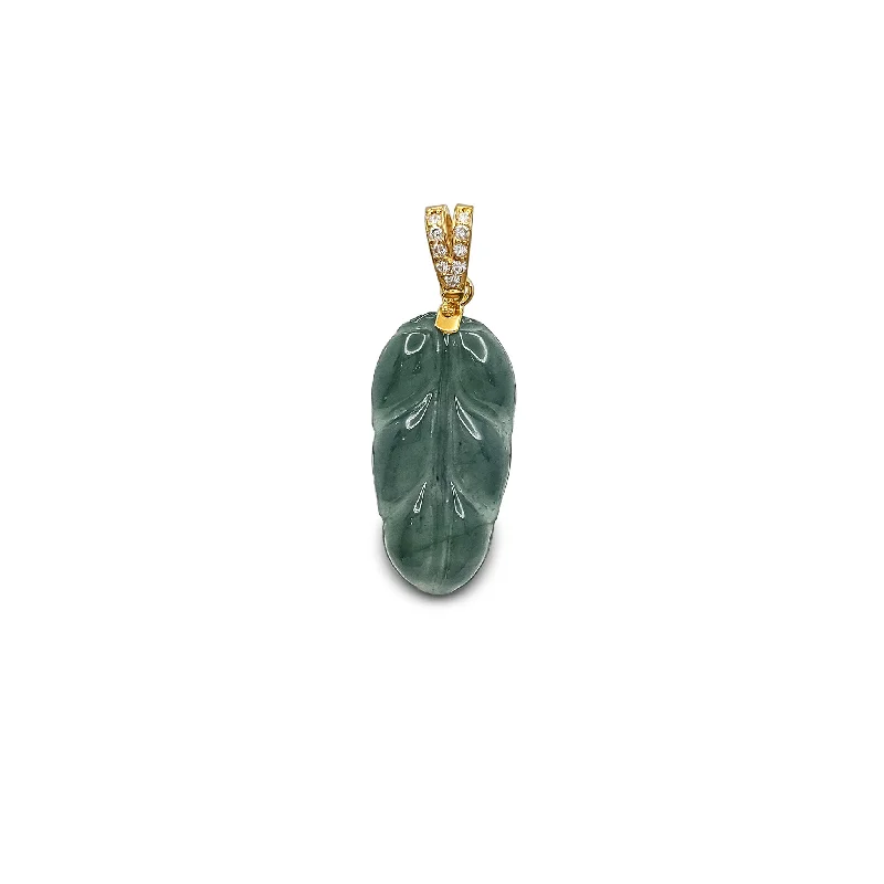 Retro - Inspired Art Deco - Patterned Pendant in Silver for Vintage LoversDiamond Green Leaf Jade Pendant (14K)