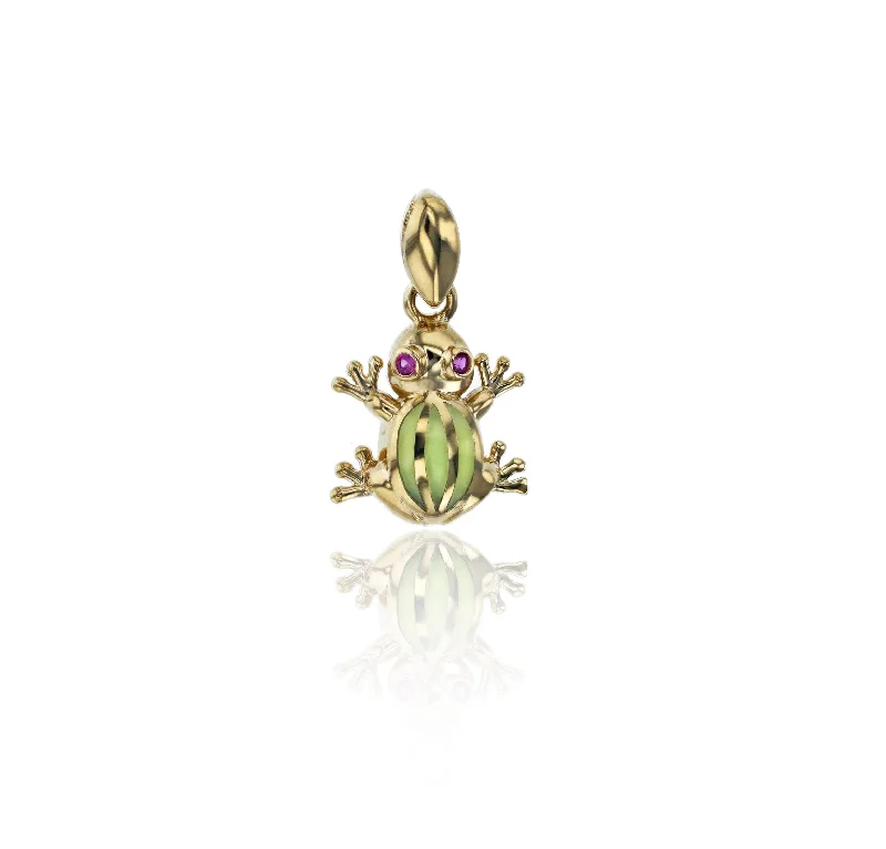 Adjustable - Chain Cubic Zirconia Solitaire Pendant for a Sparkling GiftYellow Gold Frog Pendant (14K)